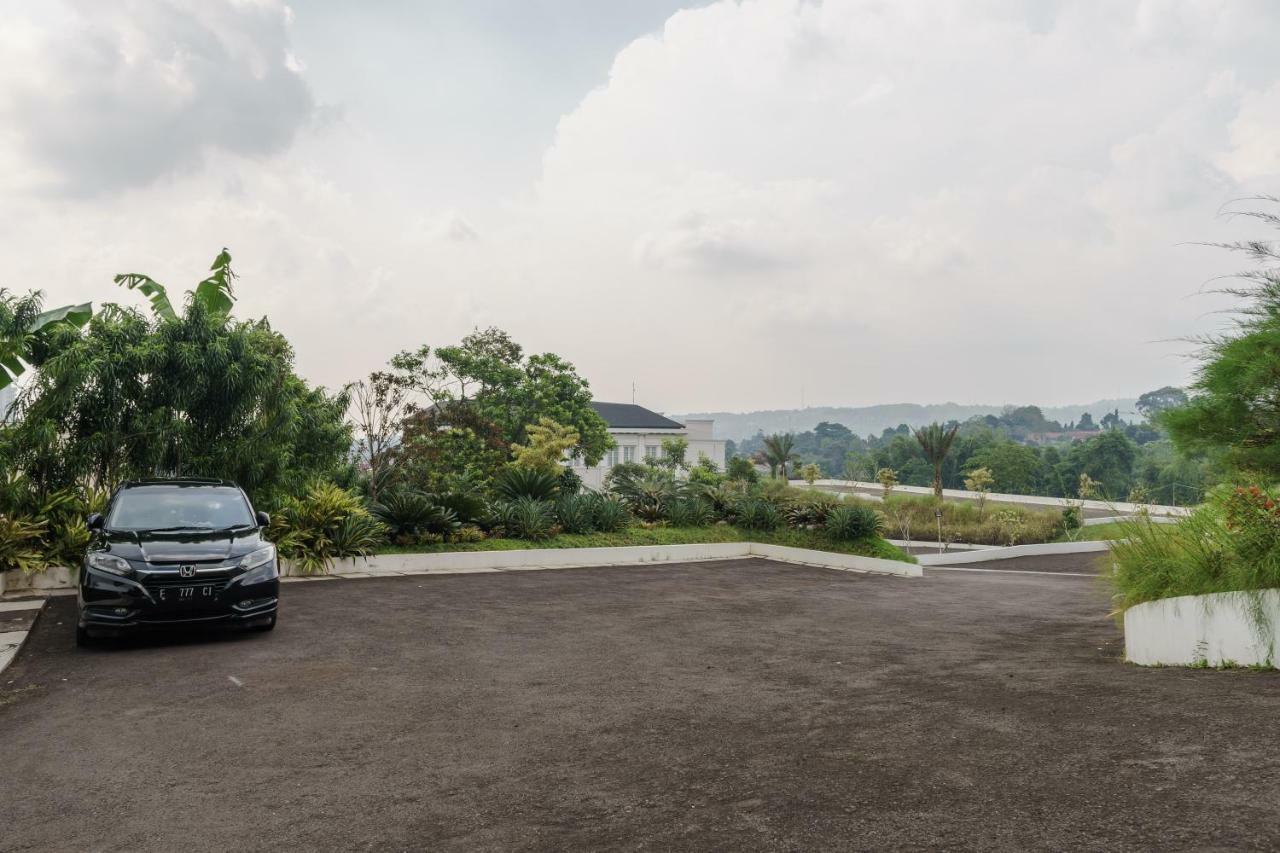 RedDoorz Plus near Exit Toll Puncak 2 Bogor Dış mekan fotoğraf