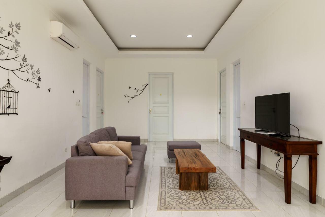 RedDoorz Plus near Exit Toll Puncak 2 Bogor Dış mekan fotoğraf